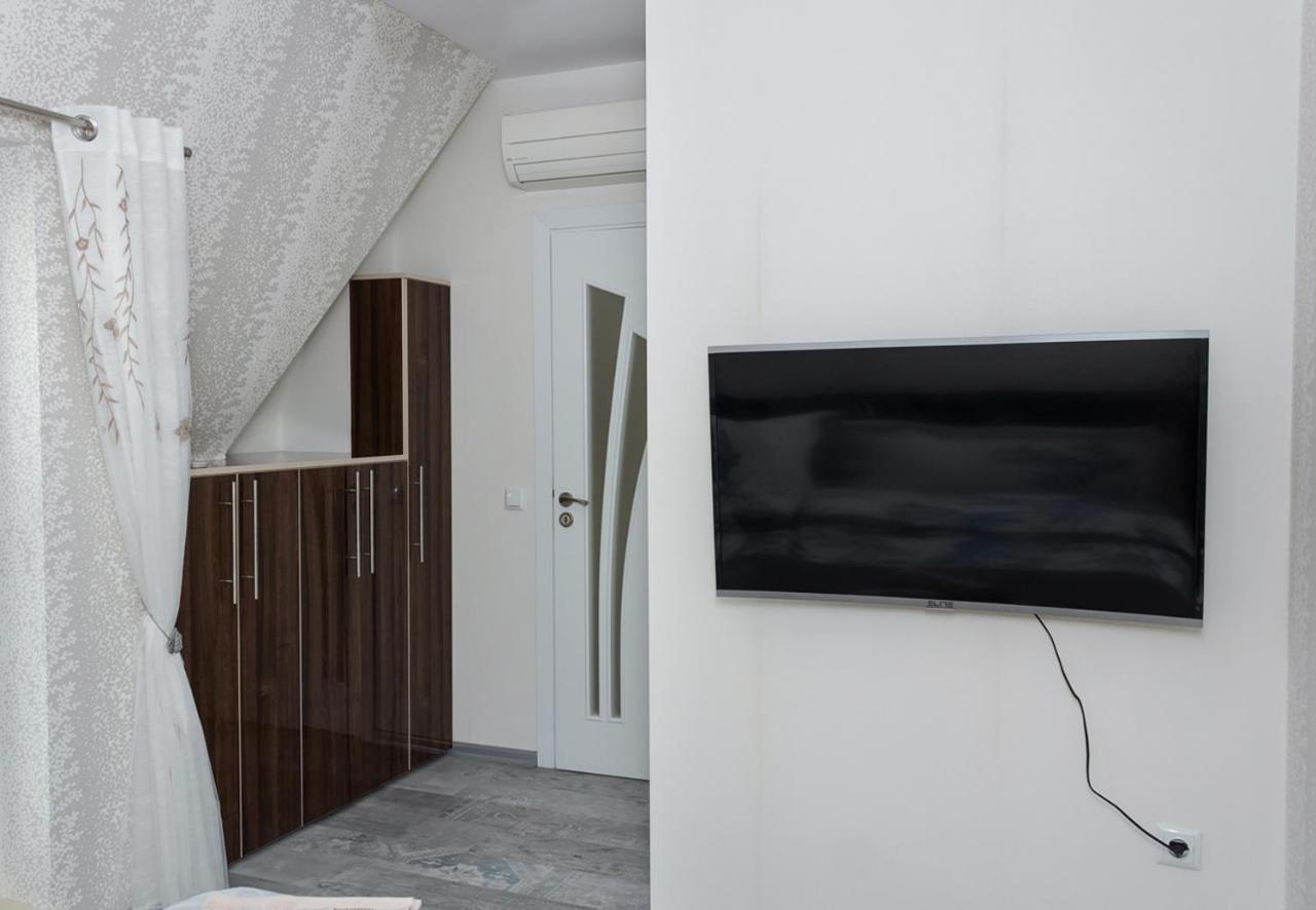 Acrylic & Pastel Apartments Варна Екстер'єр фото